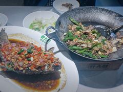 -费大厨辣椒炒肉(黄兴中心广场店)