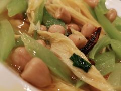 -鑫巴蜀小镇 · 水煮鱼专研店(玉桥店)