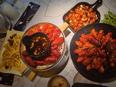 -巴厘龙虾·榜首油焖大虾(音乐学院·沿江酒馆店)