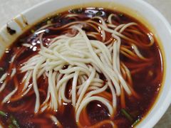 -易毛特色牛肉面(解放碑步行街店)