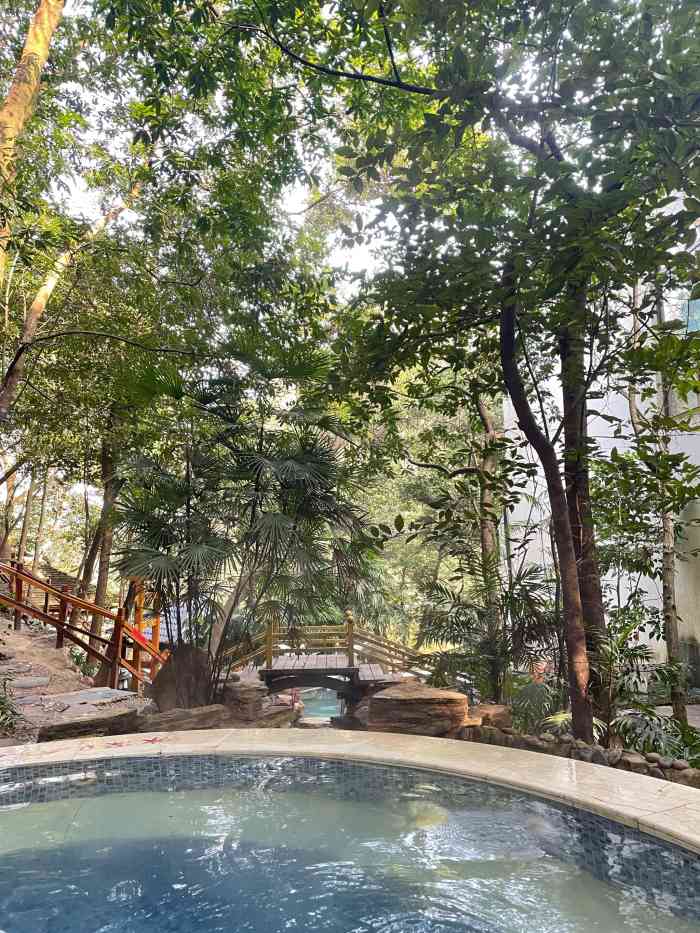 红珠山森林温泉