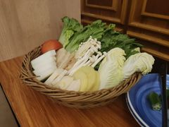 -樾餐厅泰式海鲜火锅(民歌湖店)