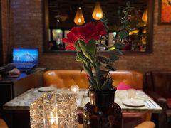 -BROWNSTONE布朗石西班牙餐厅(富城店)