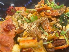 -醉人椒麻辣香锅(王府井喜悦店)