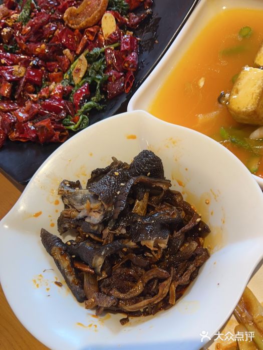 隔壁老王·家常云南菜(花巷店)图片