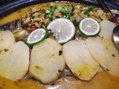 -探鱼·鲜青椒爽麻烤鱼(北京路天河城店)