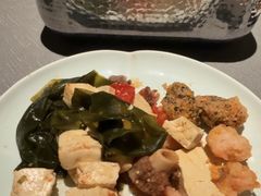 -左庭右院鲜牛肉火锅黑金店(陆家嘴中心店)