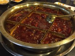 -邓莽子老火锅(中兴路总店)