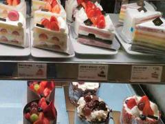 -巴黎贝甜(华堂新辰汇店)