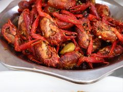 -丹水桥地锅鱼·翘嘴鲌·地方特色全鱼宴(丹江口大坝店)