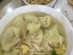 -老西白点心店