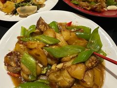 -红东阁东北菜烤肉酒馆(CROSS万象汇店)