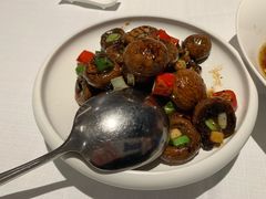 头抽干烧鲜白蘑-北京厨房(西安SKP店)