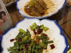 -锅贴王海鲜小馆