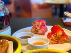 红米脆皮鲜虾肠-蝴蝶里·粤菜·点心(龙湖天街&滨江店)