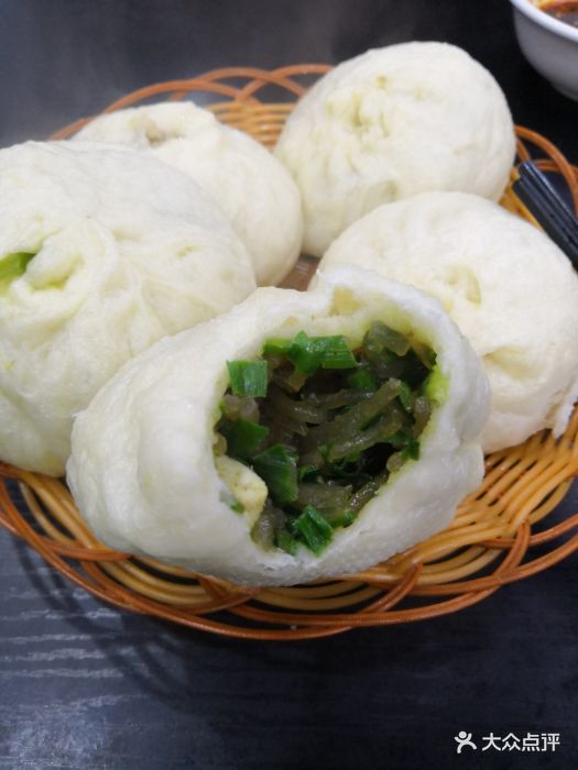 郑家包子牛肉拉面(东新街店)韭菜包图片
