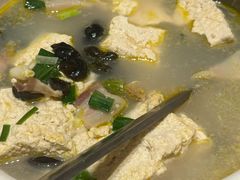 -艳阳天·非遗楚菜(武汉客厅店)