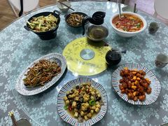 -天天向上素食餐厅(五台山店)
