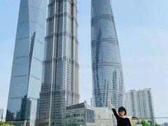 -陆家嘴空中步行连廊