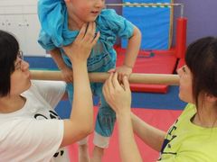 -小小运动馆(浦江店)