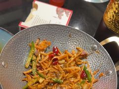 -川流不息·地道川菜·小龙虾(新松江路店)