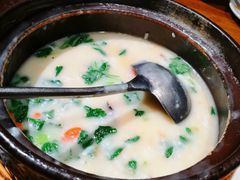 小笨鸡砂锅粥-小城粥道·海胆鲜虾粥(解放广场店)