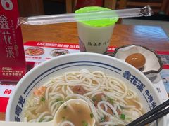 -鑫花溪牛肉米粉(东环大润发店)