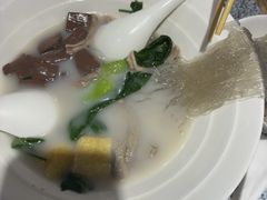 -大脸鸭记鸭血粉丝·小锅米线(水游城店)