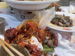 -肥肥虾庄·金牌油焖大虾(汉口城市广场店)