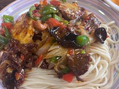 -歹歹的加个面过油肉拌面