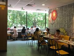 大堂-麦当劳(宝山大厦店)