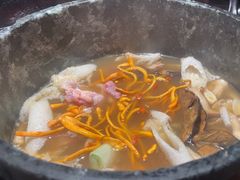 -芸山季·云南山珍菌火锅(人民广场来福士店)