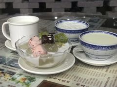 -周大娘牛乳(旧寨古村总店)