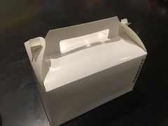 -星巴克(杭州西湖银泰1F店)