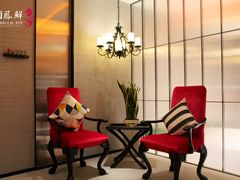 -泓炙颐凤鲜海鲜火锅料理(桐乡店)