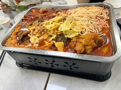 -在巷子里的烤肉店·螺蛳粉烤鱼·牛蛙(和美城店)
