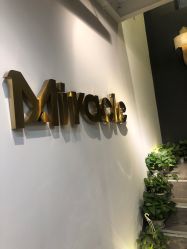 -Miracle集简美发沙龙