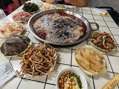 -储奇门鳝鱼火锅(总店)