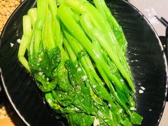 蒜蓉菜心-潮十三潮汕砂锅粥(高新四路大都荟店)