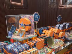 -VENCHI 闻绮(上海佛罗伦萨小镇店)