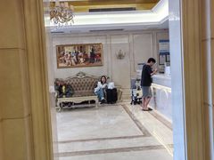 -维也纳智好酒店(深圳罗湖口岸国贸火车站店)