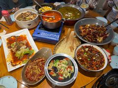 -有红鸡毛店·川菜(建设路店)