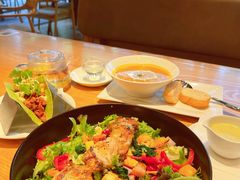 -新元素餐厅(瑞虹天地月亮湾店)