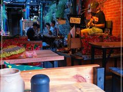 -在路上酒吧(大理古城店)