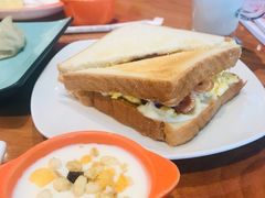 -必胜客(滨江店)