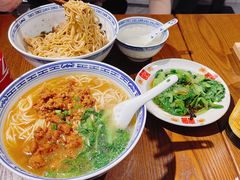 -辣肉面大王(天平路店)