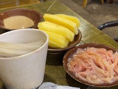 -黄潇洒老火锅(九眼桥宏济巷店)