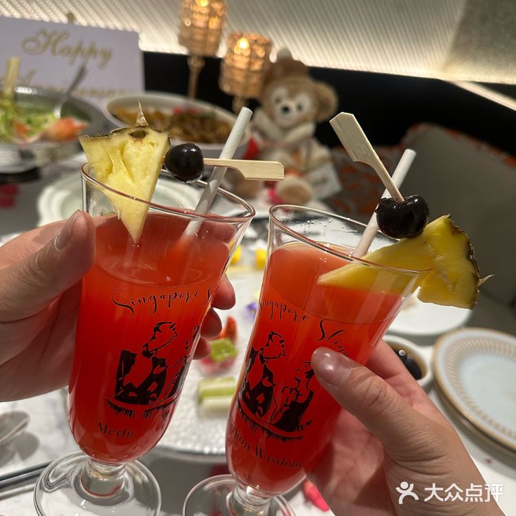 在德基！!存一下💕南京520约会氛围漂亮饭