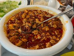 -渝信川菜 · 川味家常菜(财富购物中心店)