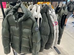 -伦敦比斯特购物村